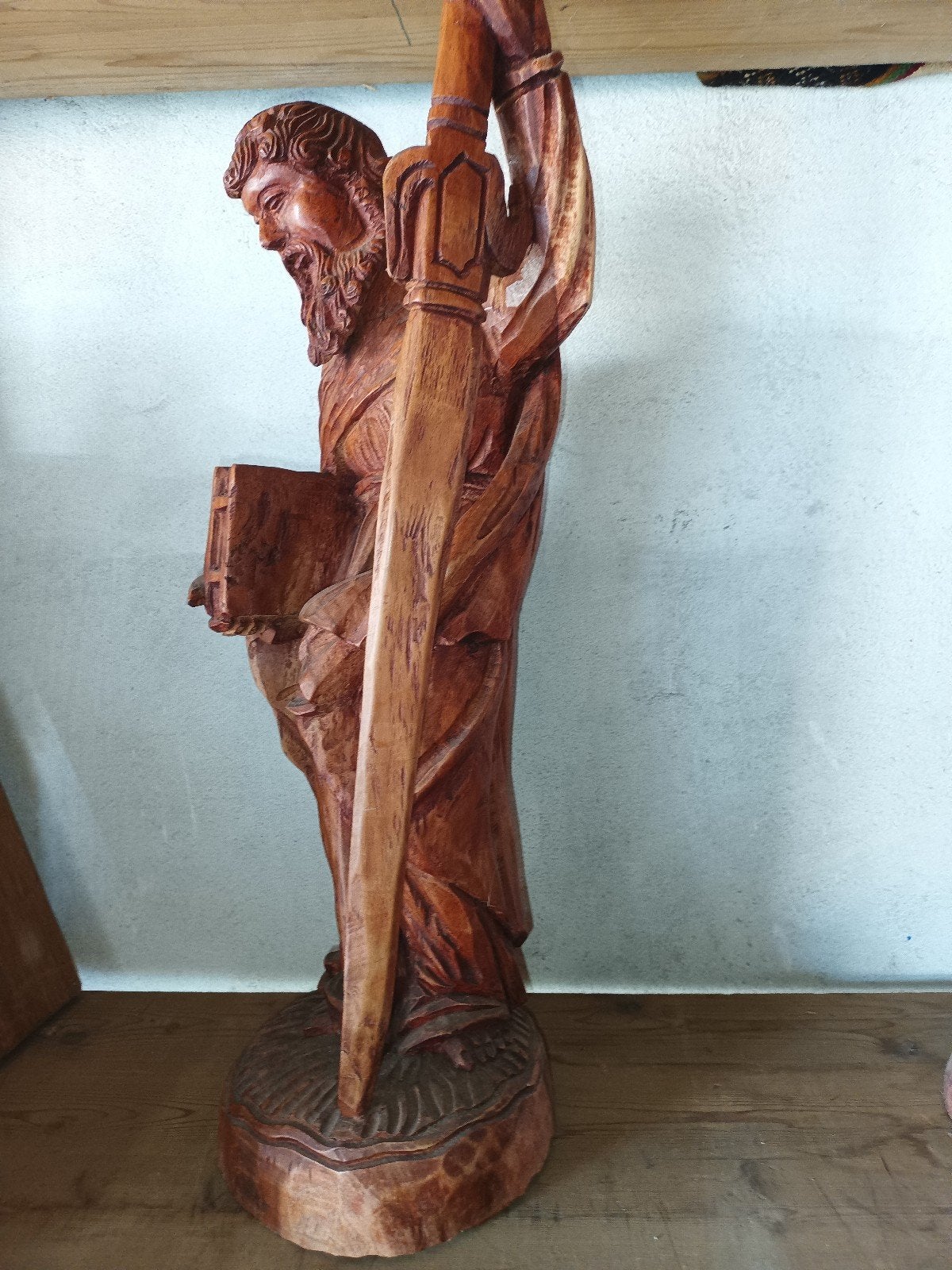 Houten beeld van de Goede Herder, 50 cm hoog, Rood, Ophalen of Verzenden, Handgemaakt, 20 - 50 cm