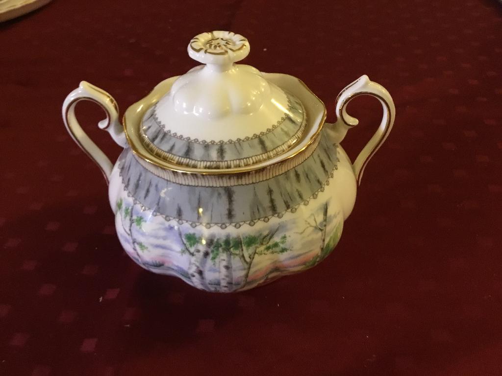 Royal Albert Silver Birch suikerpot ZELDZAAM, Ophalen of Verzenden, Nieuw, Porselein, Overige typen