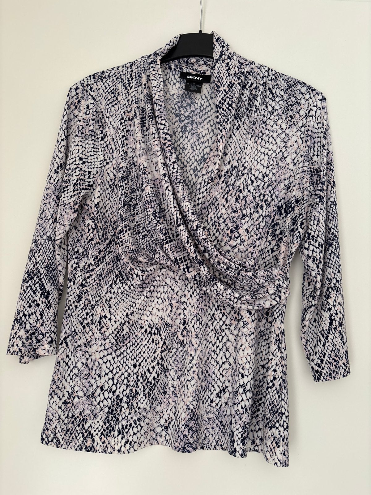DKNY Blouse met slangenprint - Maat L, Meerkleurig, Maat 42/44 (L), Ophalen of Verzenden, Zo goed als nieuw