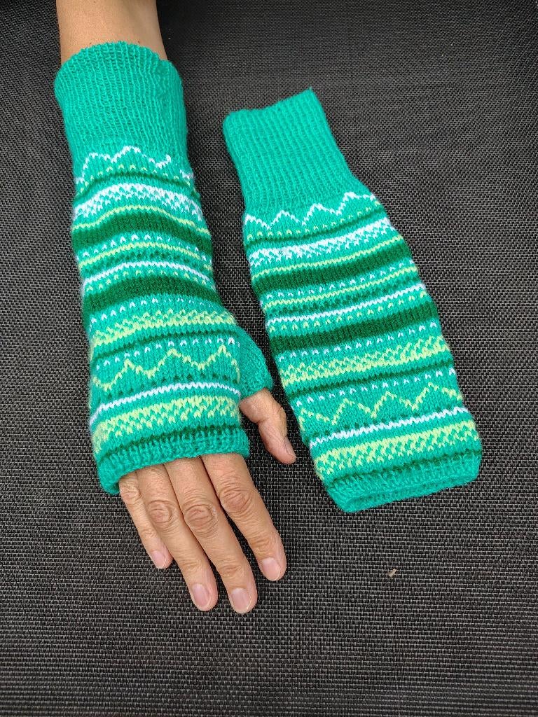 nieuwe unieke fijngebreide lange handschoenen, Kleding | Dames, Mutsen, Sjaals en Handschoenen, Ophalen of Verzenden, Nieuw, Handschoenen