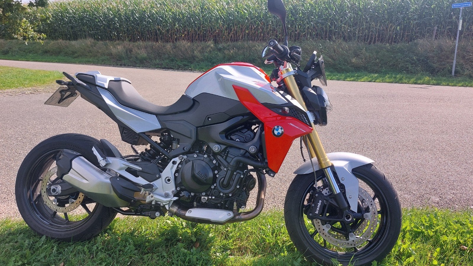 BMW F900R l 2021 l Verlaagd zadel én fabriekszadel l 5082KM, Motorrijbewijs A, Particulier, Meer dan 35 kW, Handgeschakeld