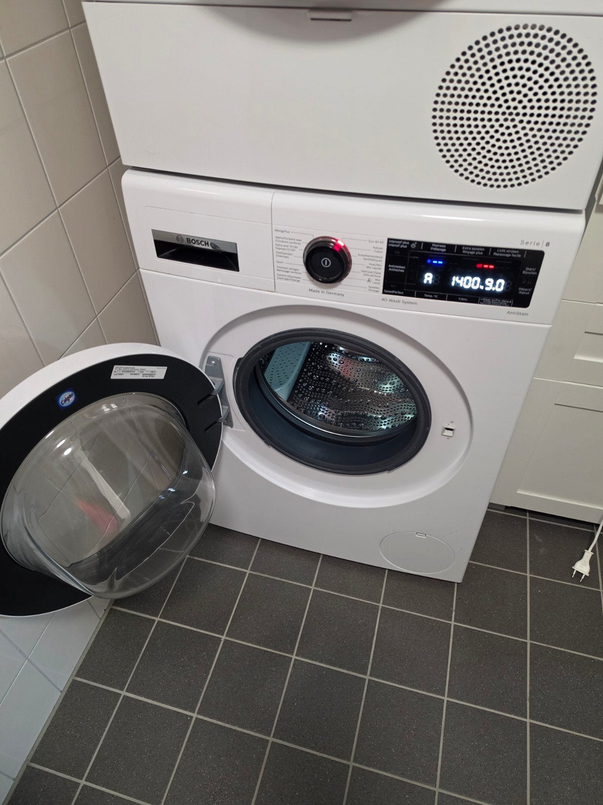 Bosch wasmachine serie 8, nog geen 5 jaar oud., Witgoed en Apparatuur, Wasmachines, Ophalen, 1200 tot 1600 toeren, Gebruikt, 8 tot 10 kg