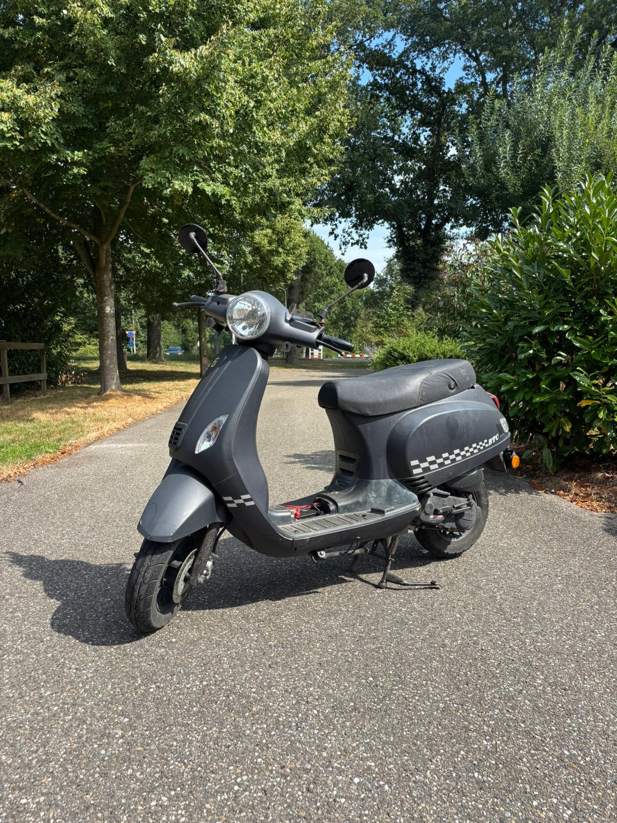 BTC scooter | 8.867 km | sleutelproject / hobbyist, Fietsen en Brommers, Gebruikt, Benzine, Ophalen, Overige merken