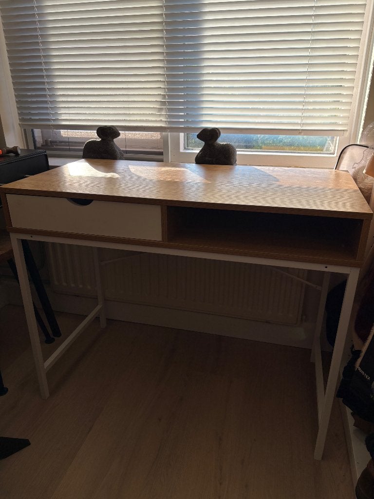 Bureau eiken wit, Ophalen, Zo goed als nieuw