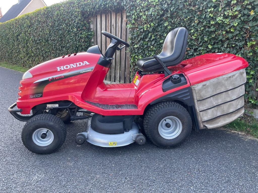 Gebruikt Honda HF 2417 HM Benzine Zitmaaier HF 2417, Tuin en Terras, Ophalen, Honda, Gebruikt, Opvangbak