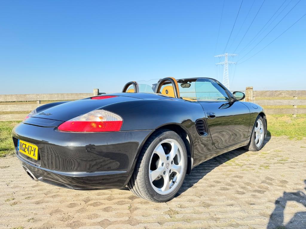 Porsche 2004 Zwart, Auto's, Porsche, 228 pk, Achterwielaandrijving, 1302 kg, Zwart