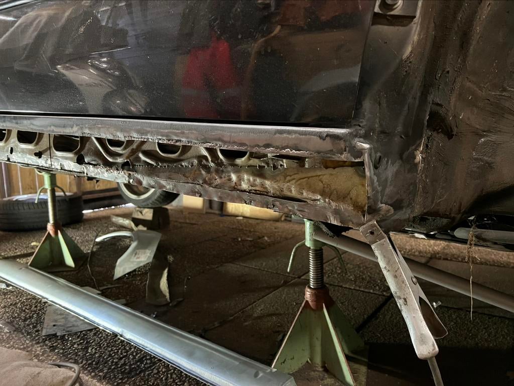 Laswerk aan uw auto., Ophalen