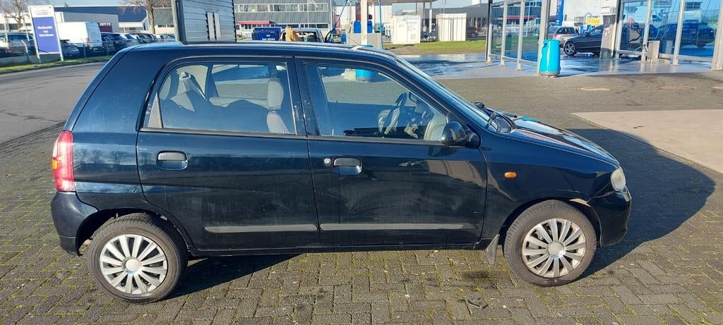 Suzuki Alto 1.1 AUT 2006 Zwart, Auto's, Suzuki, 4 cilinders, 4 stoelen, Zwart, Origineel Nederlands
