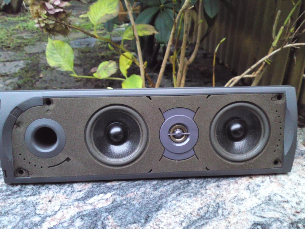 JBL Sat 2 center luidspreker, Audio, Tv en Foto, Luidsprekers, Gebruikt, JBL, Ophalen of Verzenden, 60 tot 120 watt
