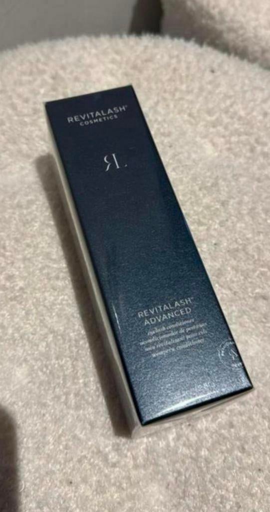Revitalash eyelash conditioner 3,5 ongebruikt nieuw geseald, Ophalen of Verzenden, Nieuw, Zwart, Ogen