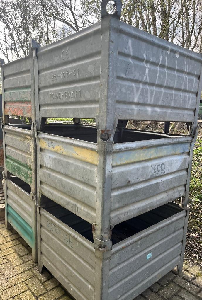 Stalen stapelbak/stapelkist/stapelbakken 100x80x50CM gebruik, Doe-het-zelf en Verbouw, Kratten en Dozen, Gebruikt, Bak of Kist