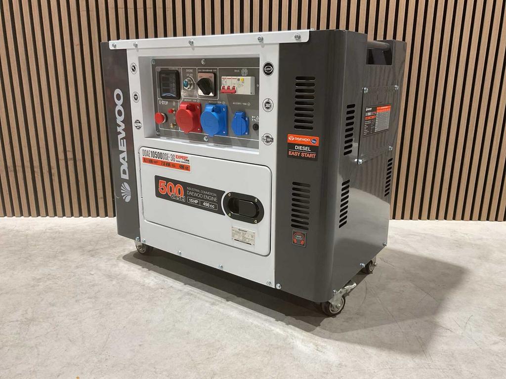 Daewoo DDAE10500DSE-3G diesel stroomgenerator nieuw in doos, Ophalen, Dieselolie, Geluidgedempt, Nieuw