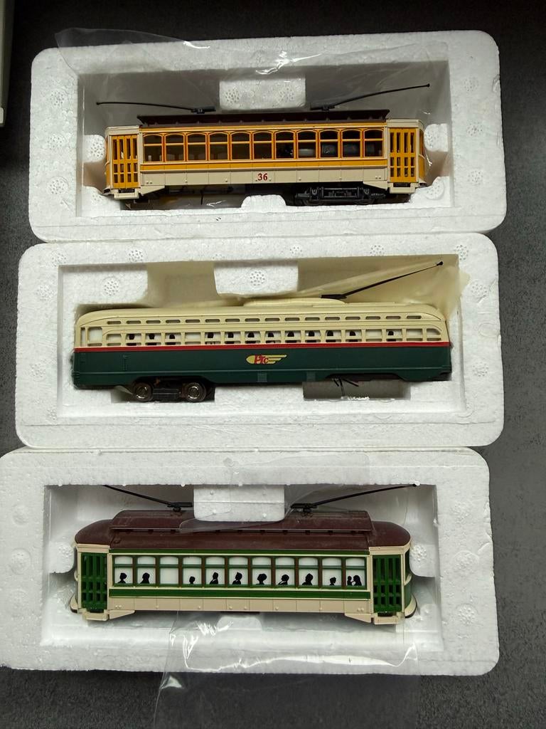 Div. trams in 1 koop - Onderstellen incompleet, Hobby en Vrije tijd, Overige merken, Gelijkstroom, Ophalen of Verzenden, Gebruikt