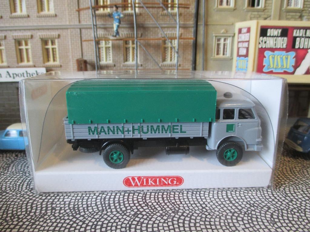 MAN 10.212 Pausbacke Mann+Hümmel Filters Werbemodell, Ophalen of Verzenden, Nieuw, Bus of Vrachtwagen, Wiking