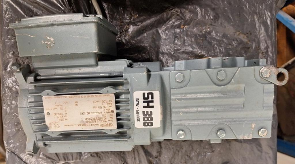 SEW Eurodrive WA30/T DRS71M4 met reductie SH388, Doe-het-zelf en Verbouw, Motoren, Gebruikt, Elektromotor, Minder dan 1400 rpm