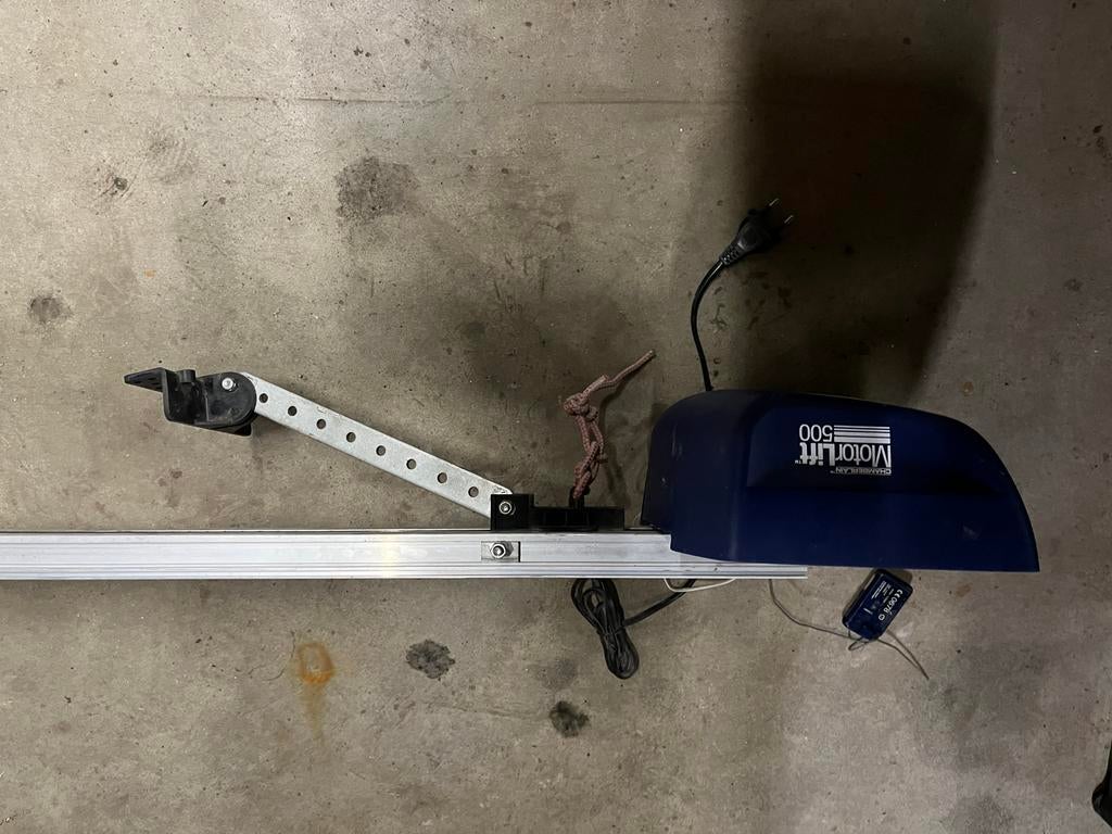 Elektrische garagedeuropener Motorlift 500, Ophalen, Gebruikt, Minder dan 80 cm, Minder dan 200 cm