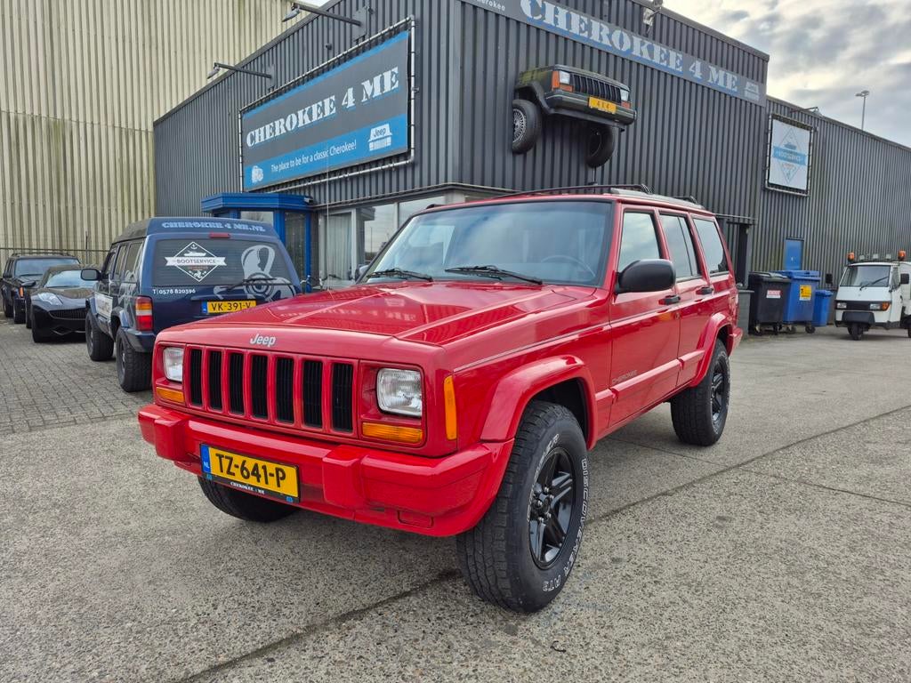 JEEP CHEROKEE 1997, BTW AUTO / VANDAAG IS ROOD ....., Auto's, Jeep, Bedrijf, Cherokee, 4x4, ABS, Airbags, Airconditioning, Bluetooth