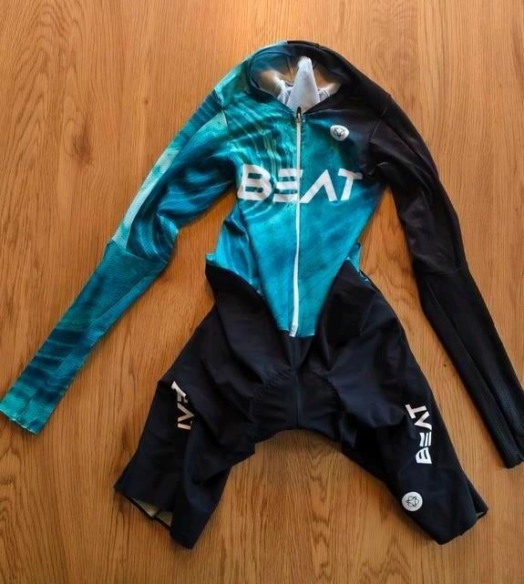 BEAT Cycling Aero Suit – Lange mouw – Wedstrijdkwaliteit, Verzenden