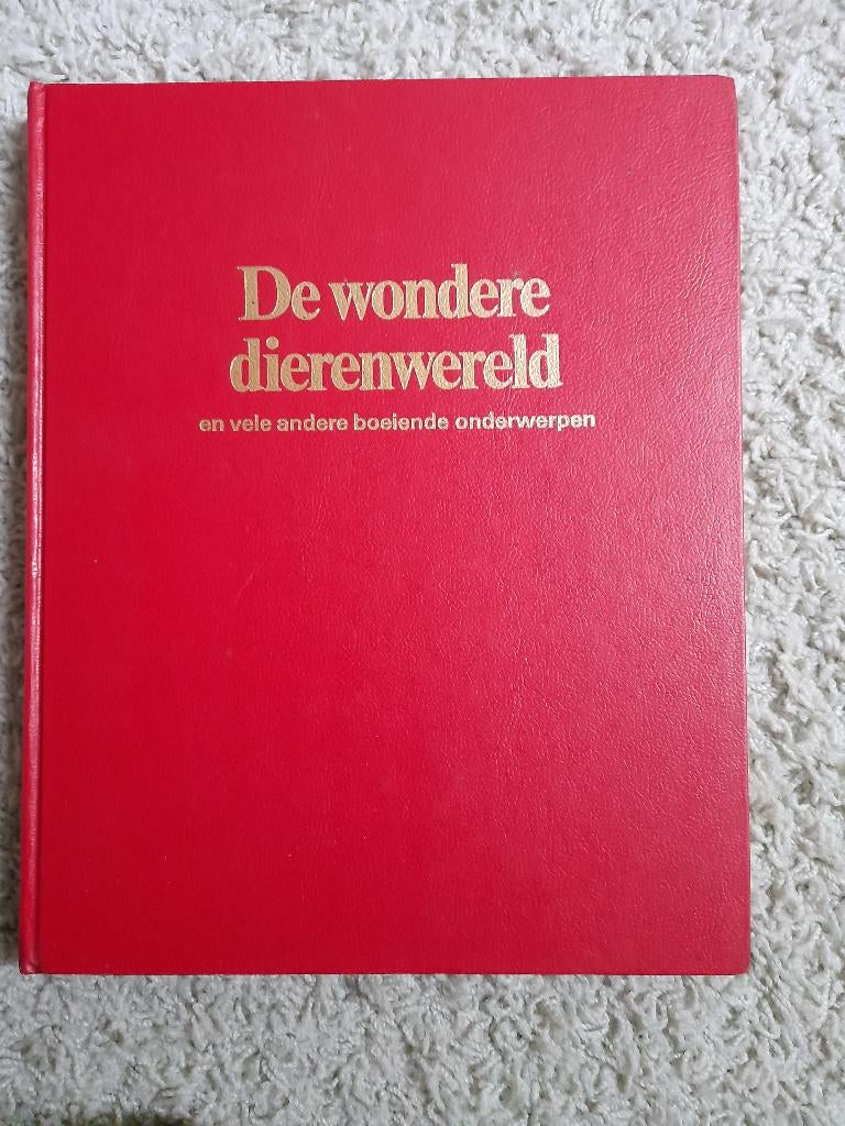 DE WONDERE DIERENWERELD EN VELE ANDERE BOEIENDE ONDERWERPEN, Boeken, Ophalen of Verzenden, Gelezen