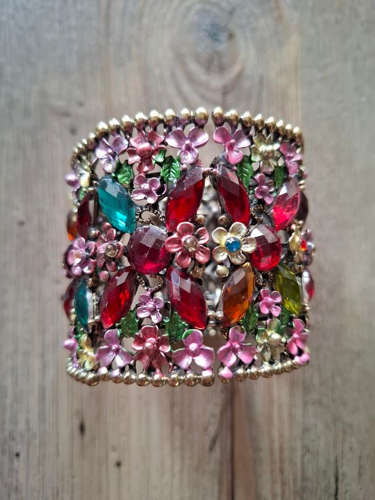 armband met verschillende kleuren steentjes, Ophalen of Verzenden, Overige kleuren, Goud