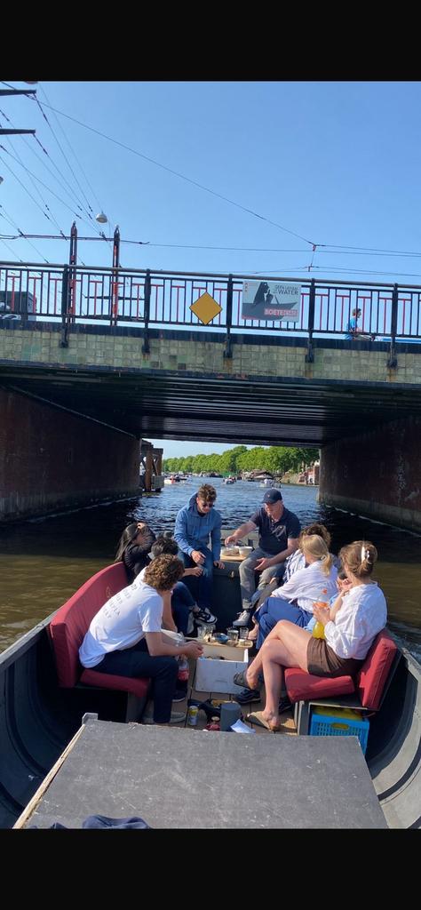 Partyboot huren Randstad — Grote boot met wc + schipper, Met schipper