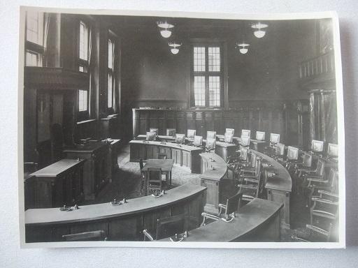 P152 Rotterdam - Raadzaal Raadhuis, Verzenden, 1920 tot 1940, Ongelopen, Zuid-Holland