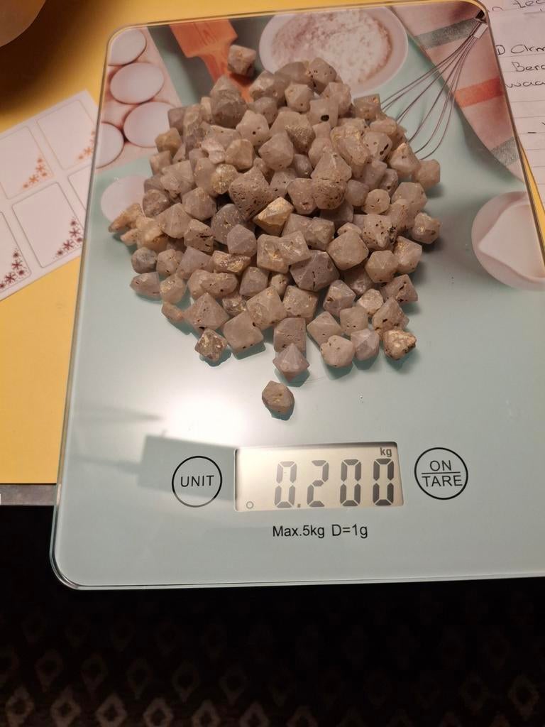 Beta kwarts 200 gr.  kristal in luxe zakje, Ophalen of Verzenden, Overige typen