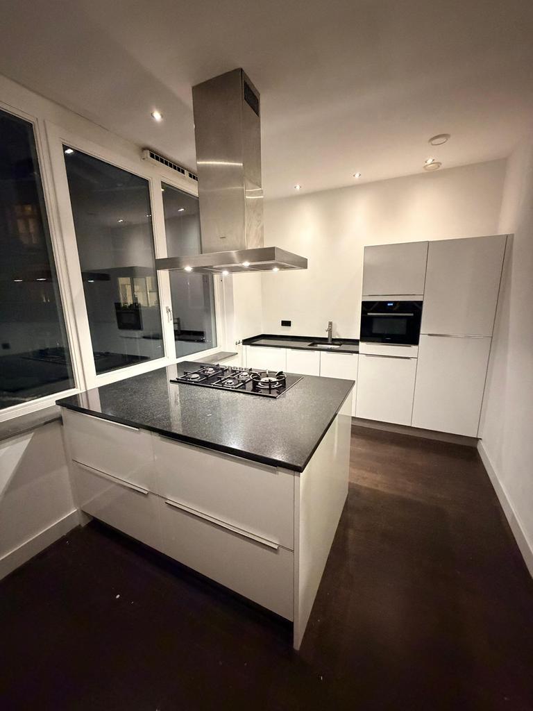 Prachtig Compleet Kookeiland + Apparatuur + GEDEMONTEERD, Huis en Inrichting, Keuken | Complete keukens, Wit, Graniet of Steen