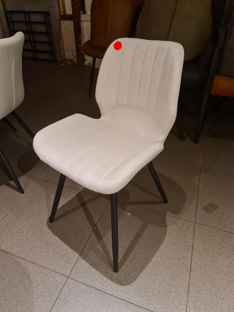 Nieuwe eetkamerstoel adore velvet off white €44.95 per stuk, Ophalen, Industrieel landelijk barok brocante koloniaal boheems vintage