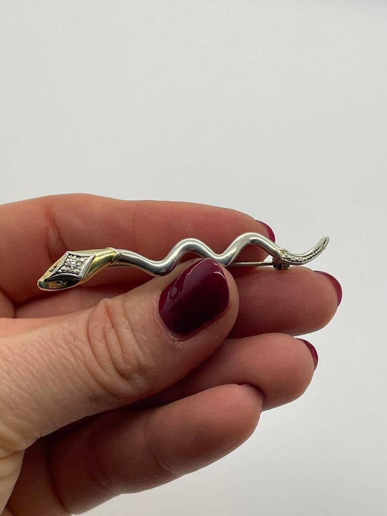 C463 Prachtige zilveren broche slang bicolor, 4 tot 7 cm, Ophalen of Verzenden, X, Goud