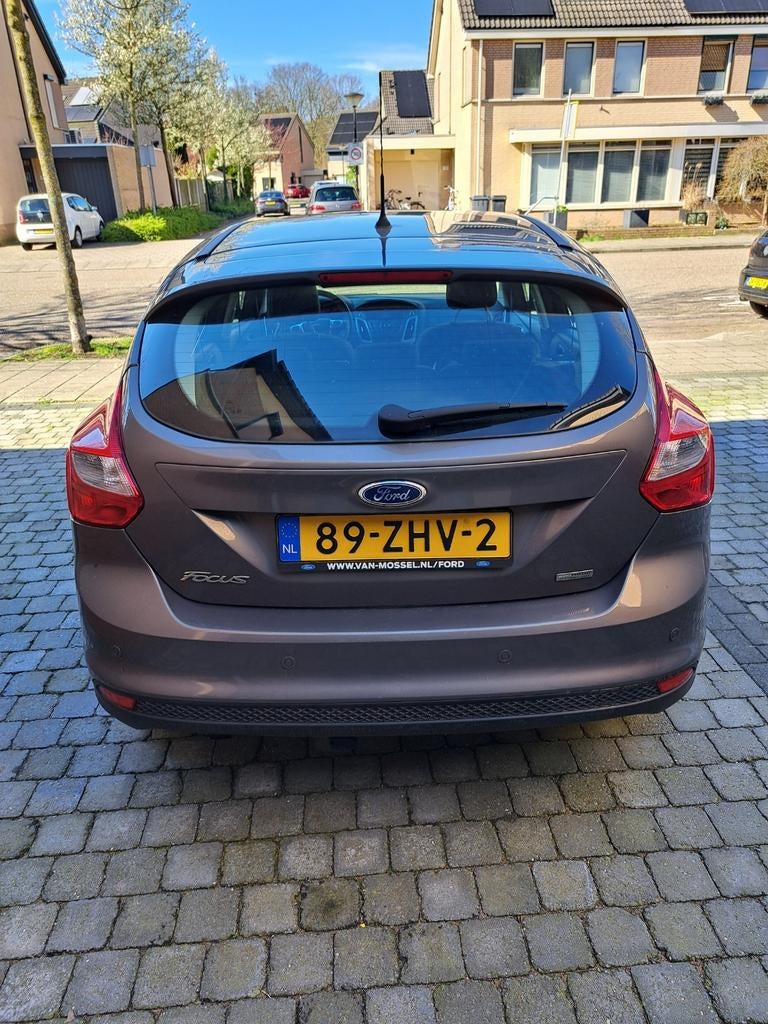 Ford Focus 1.0 Ecoboost 74KW 5-D 2012 Bruin, Auto's, 65 €/maand, 101 pk, Bruin, 635 kg