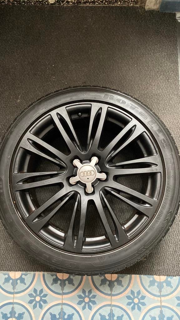 4x Audi 19” velgen met goede winterbanden, Auto-onderdelen, Banden en Velgen, Banden en Velgen, Winterbanden, 19 inch, 255 mm