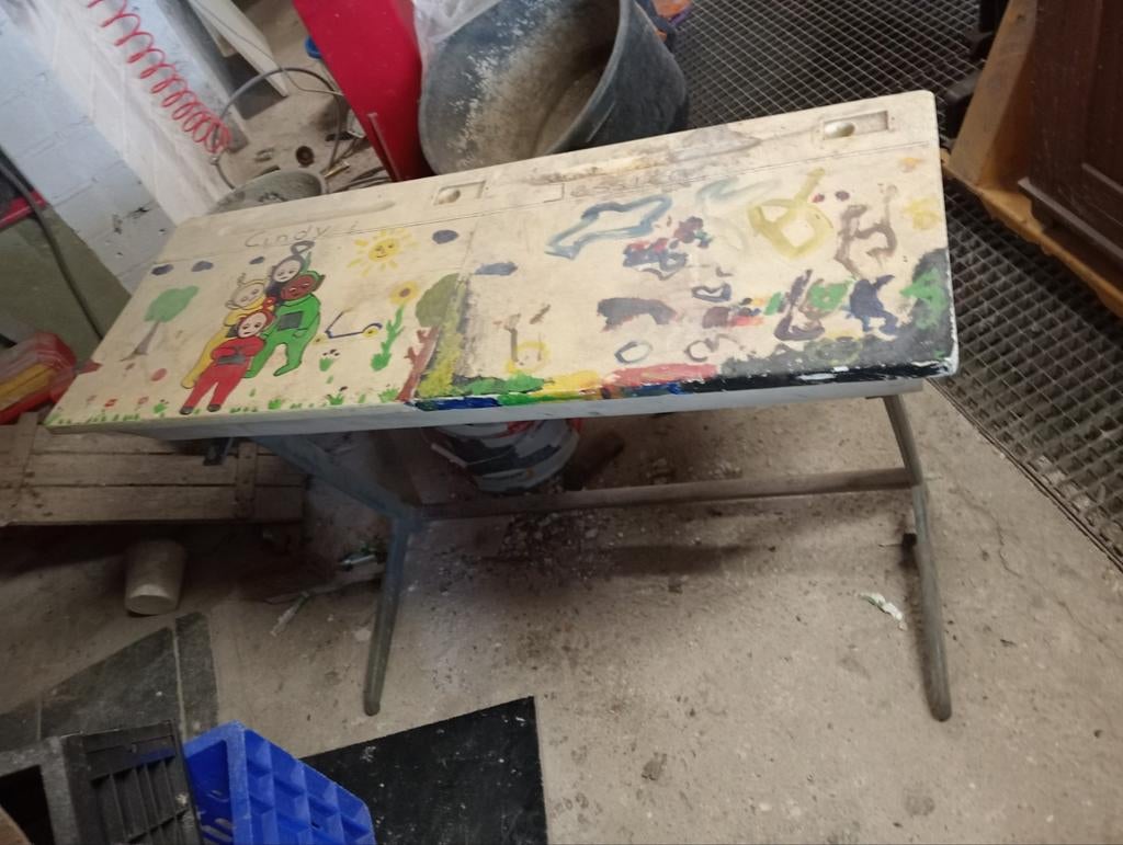 Oude lesenaar / schooltafel, Ophalen of Verzenden, Gebruikt, Tafel(s)