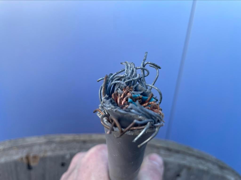 Haspelrol met circa 20 meter grondkabel, Ophalen of Verzenden