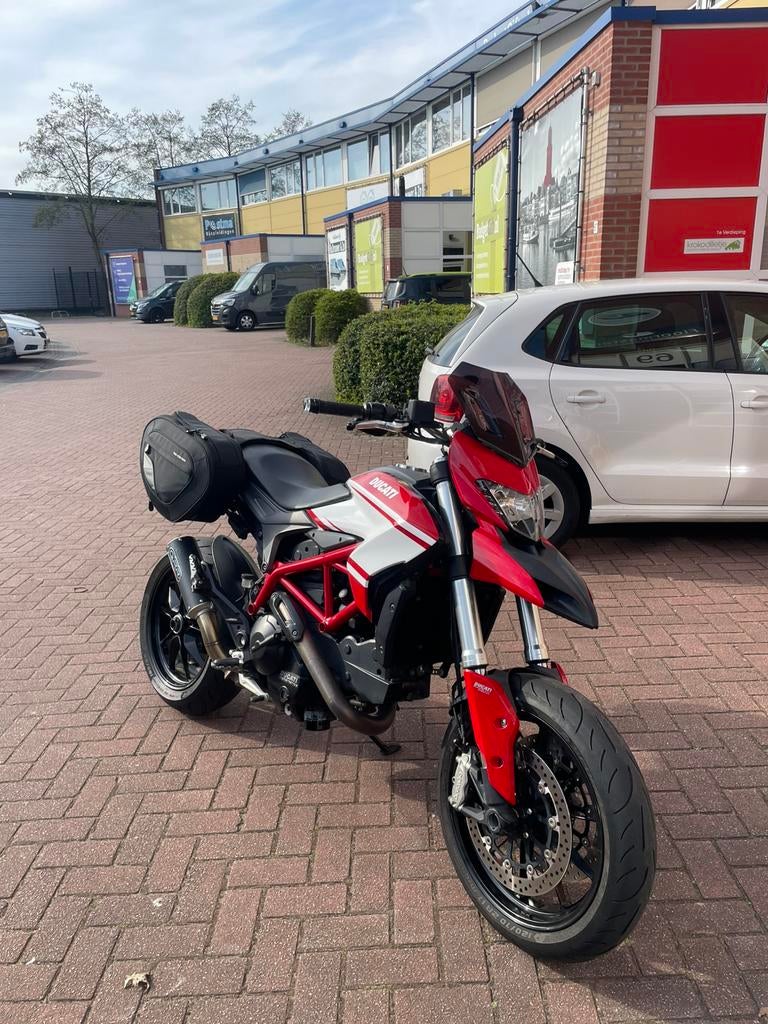 Zeer mooie ducati hypermotard perfecte staat, Motoren, Motoren | Ducati, 2 cilinders, Meer dan 35 kW, Sport, Particulier