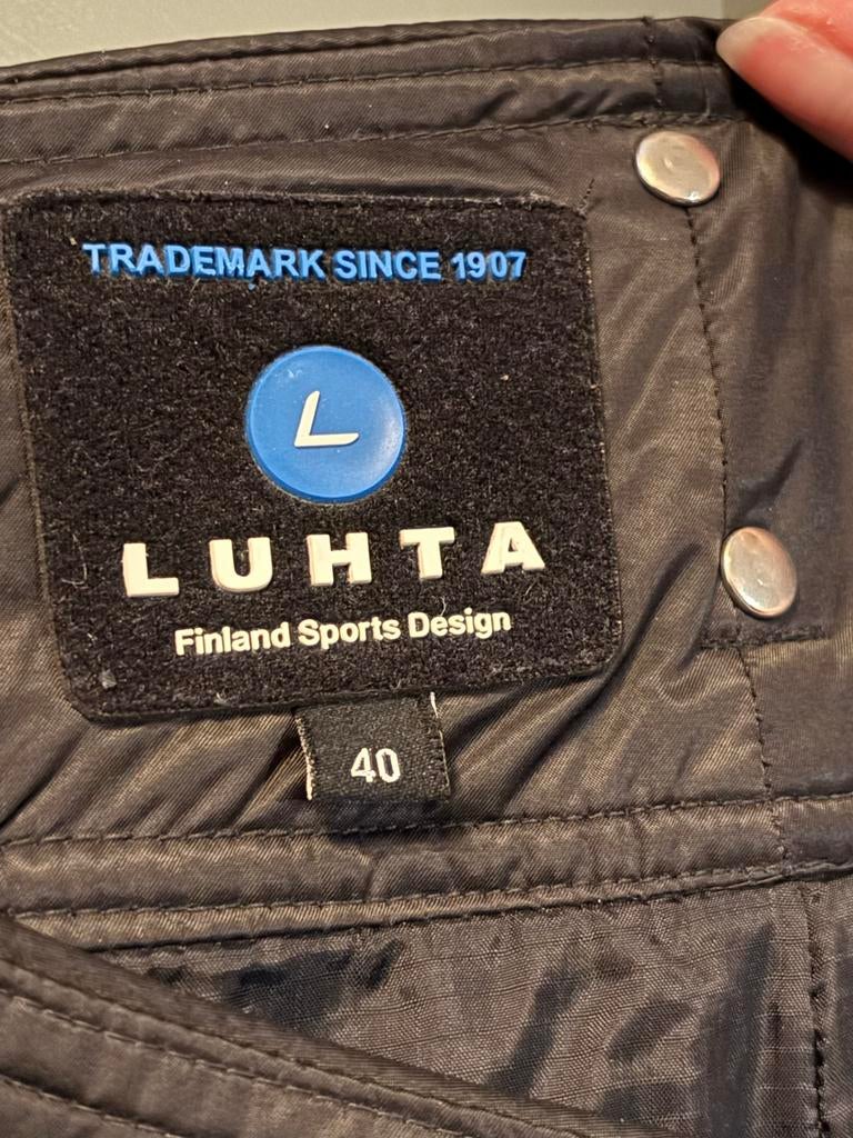 Zwarte skibroek lichtgewicht Luhta, Ophalen of Verzenden, Zo goed als nieuw, Broek
