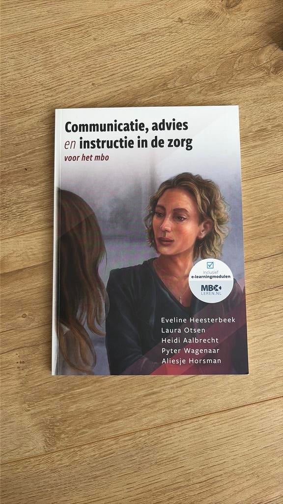 MBOL Communicatie, advies en instructie in de zorg, Ophalen of Verzenden, Zo goed als nieuw, Aliesje Horsman; Eveline Heesterbeek; Laura Otsen