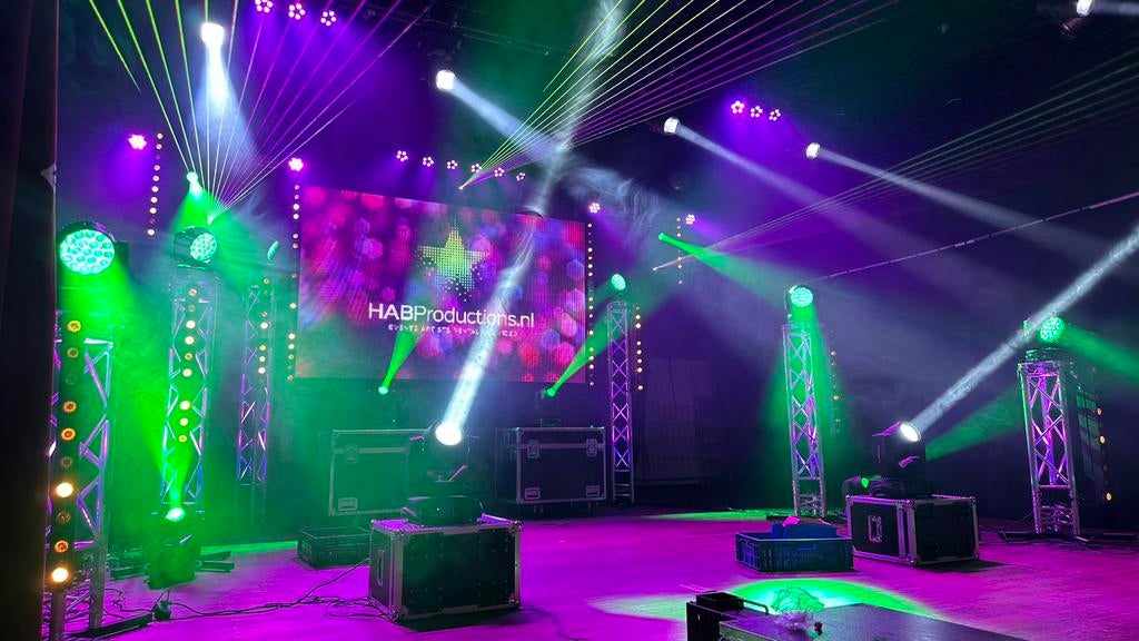 Volledige Dj shows met of zonder apparatuur / drive in show, Diensten en Vakmensen, Muzikanten, Artiesten en Dj's, Dj