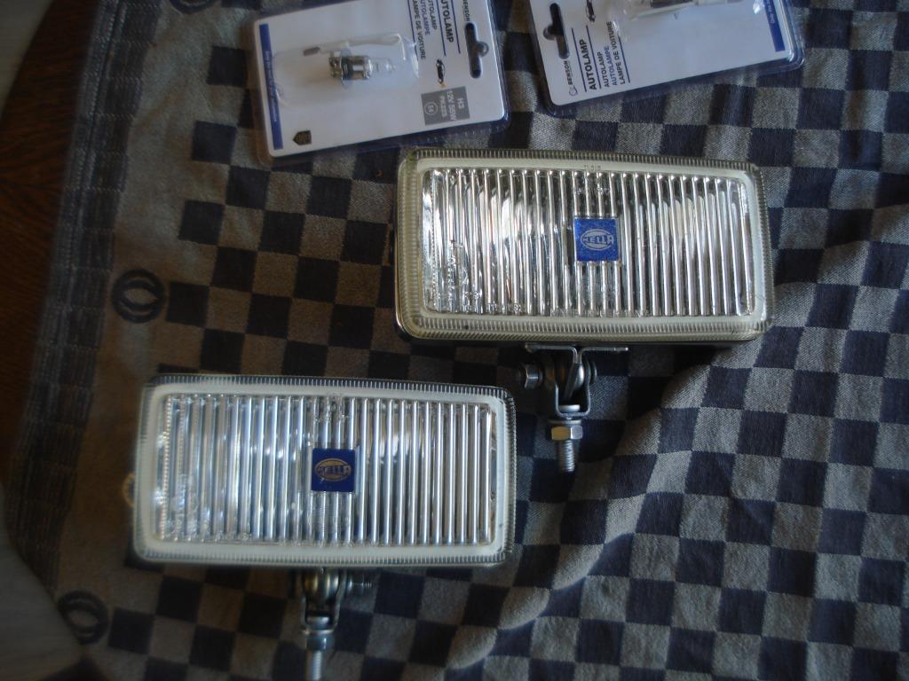 Oldtimer 2 hella witte mistlampen tyoe 177 met hella covers, Auto-onderdelen, Verlichting, Ophalen of Verzenden, Gebruikt