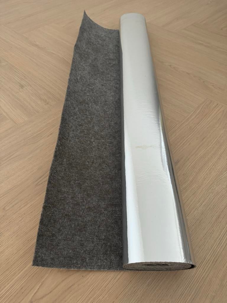 Restant ca. 3,30 m over Maclean Iso Sound ondervloer 2mm, Ophalen, Zo goed als nieuw, Overige materialen, Minder dan 5 m²