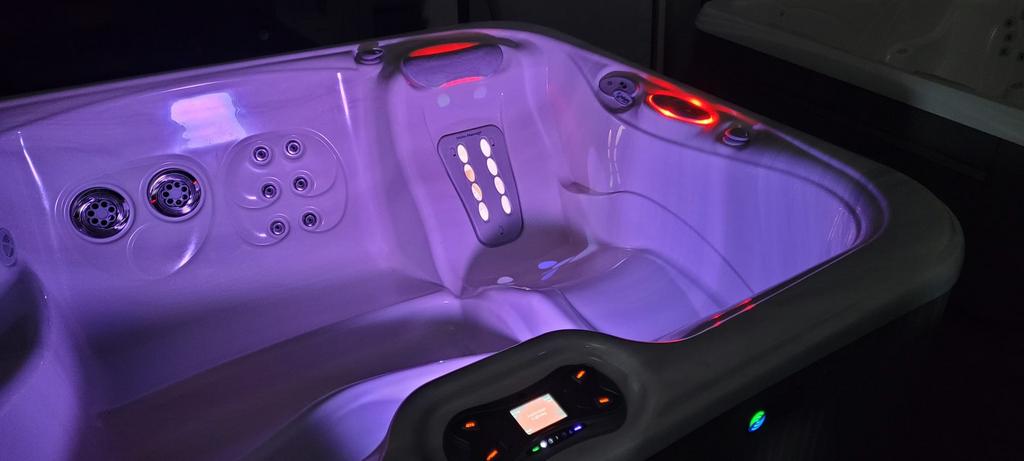 Hotspring jacuzzi triumph, Ophalen of Verzenden, Zo goed als nieuw