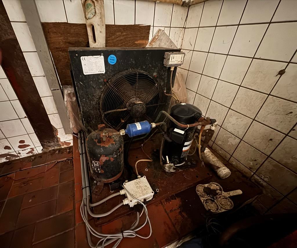 Melktank 3000 + Koelaggregaat - 5 jaar oud, Ophalen, Melktechniek