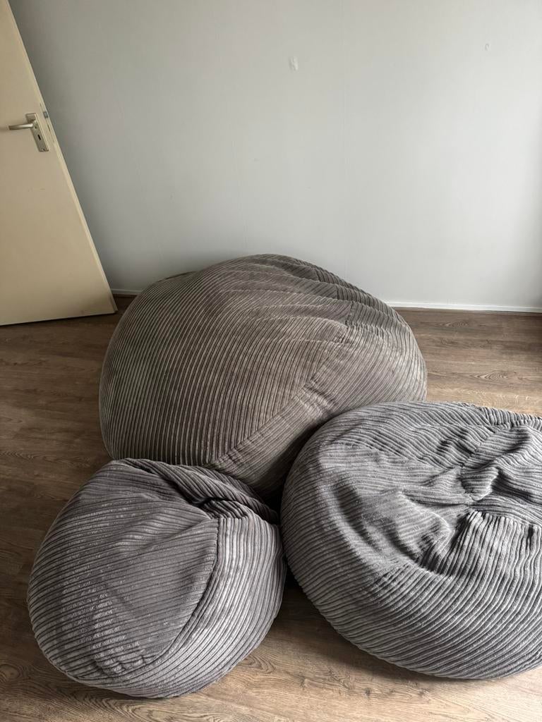 Lounge pug zitzakken, Huis en Inrichting, Ophalen, Zo goed als nieuw