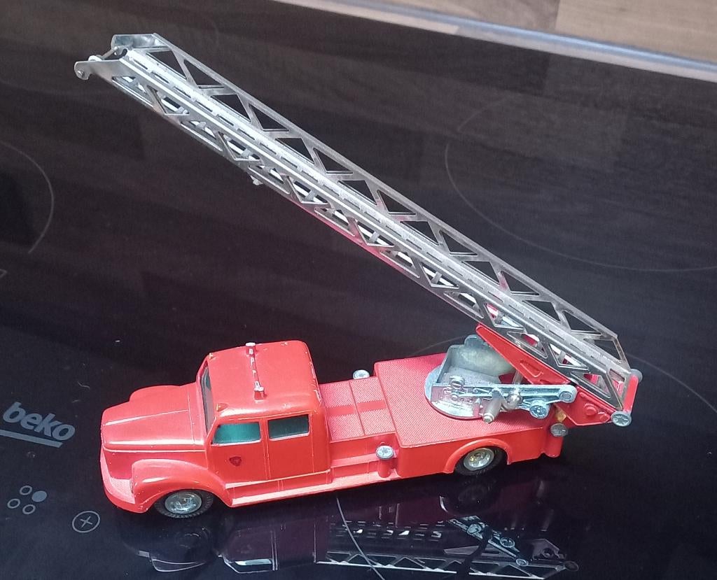 Tekno Denmark 445 brandweer, Ophalen of Verzenden, Zo goed als nieuw, Bus of Vrachtwagen, Tekno