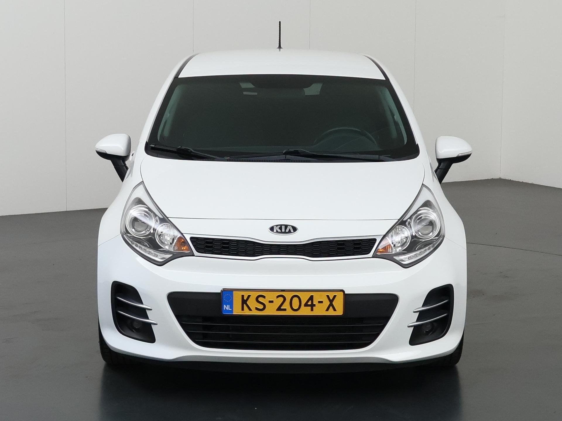 Kia Rio 1.2 CVVT ExecutiveLine | Navigatie | Stoel/Stuurwiel, 1027 kg, Euro 6, 4 cilinders, Wit
