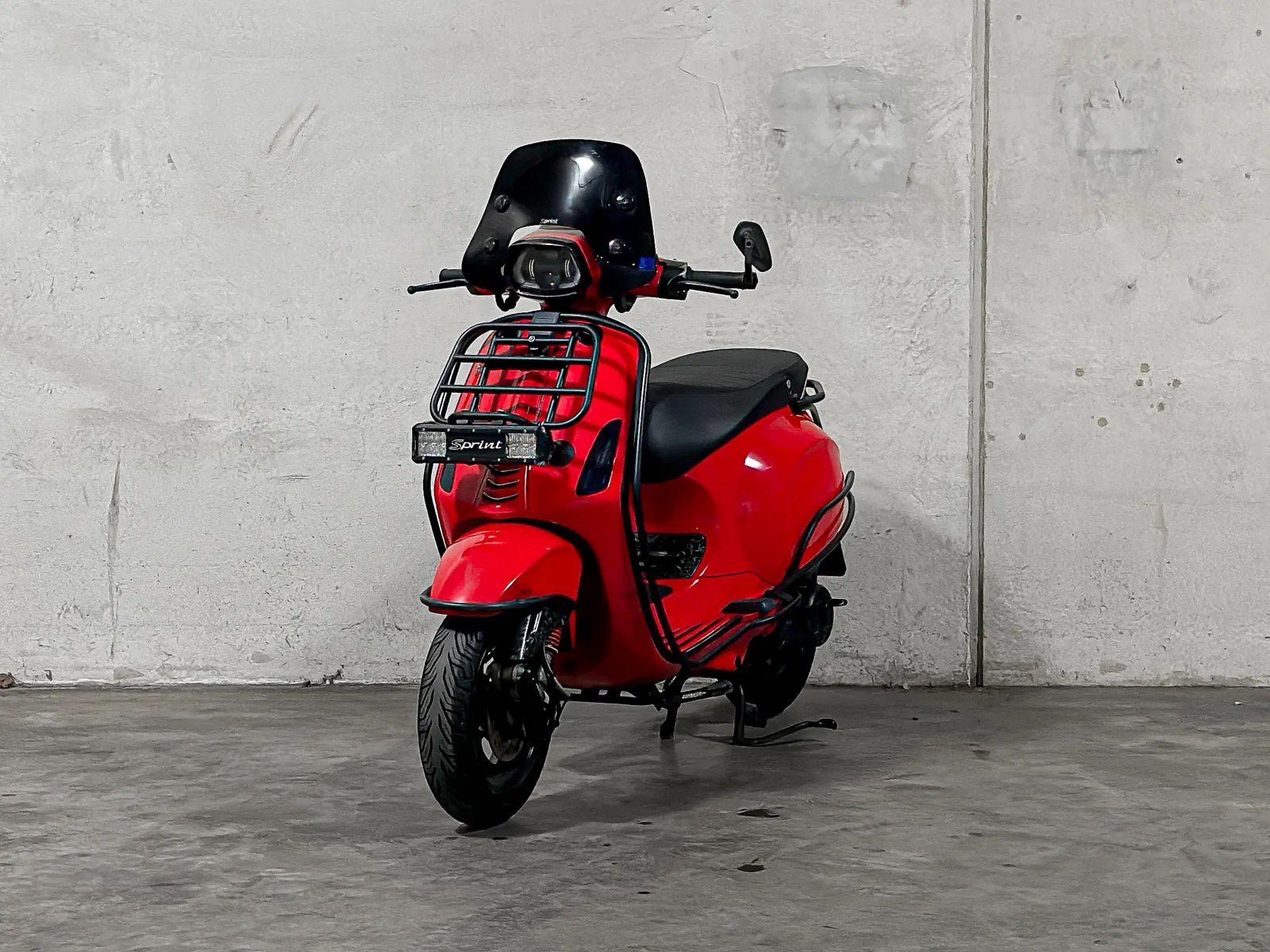 vespa sprint 80cc malossi 4t4v, Fietsen en Brommers, Ophalen, Zo goed als nieuw, Overige typen, Vespa
