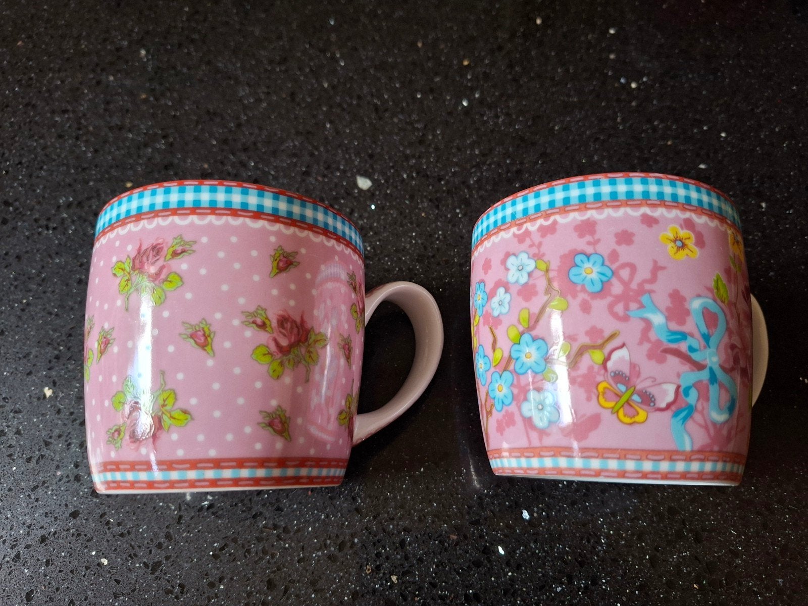 Pip Studio mokken - Set van 2 roze mokken met bloemmotief, Pip Studio, Zo goed als nieuw, Overige stijlen, Porselein