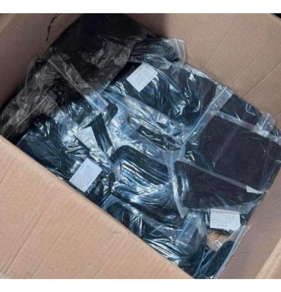 Circa 2500 mondkapjes blauw zwart stoffen mondkap mondkapje, Nieuw, Ophalen of Verzenden, H, H
