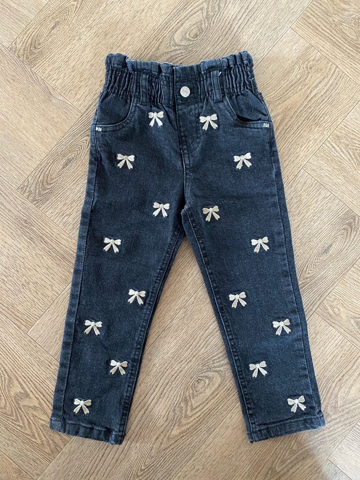 Bakkaboe spijkerbroek maat 98 zgan, Kinderen en Baby's, Ophalen of Verzenden, Zo goed als nieuw, Meisje, Broek