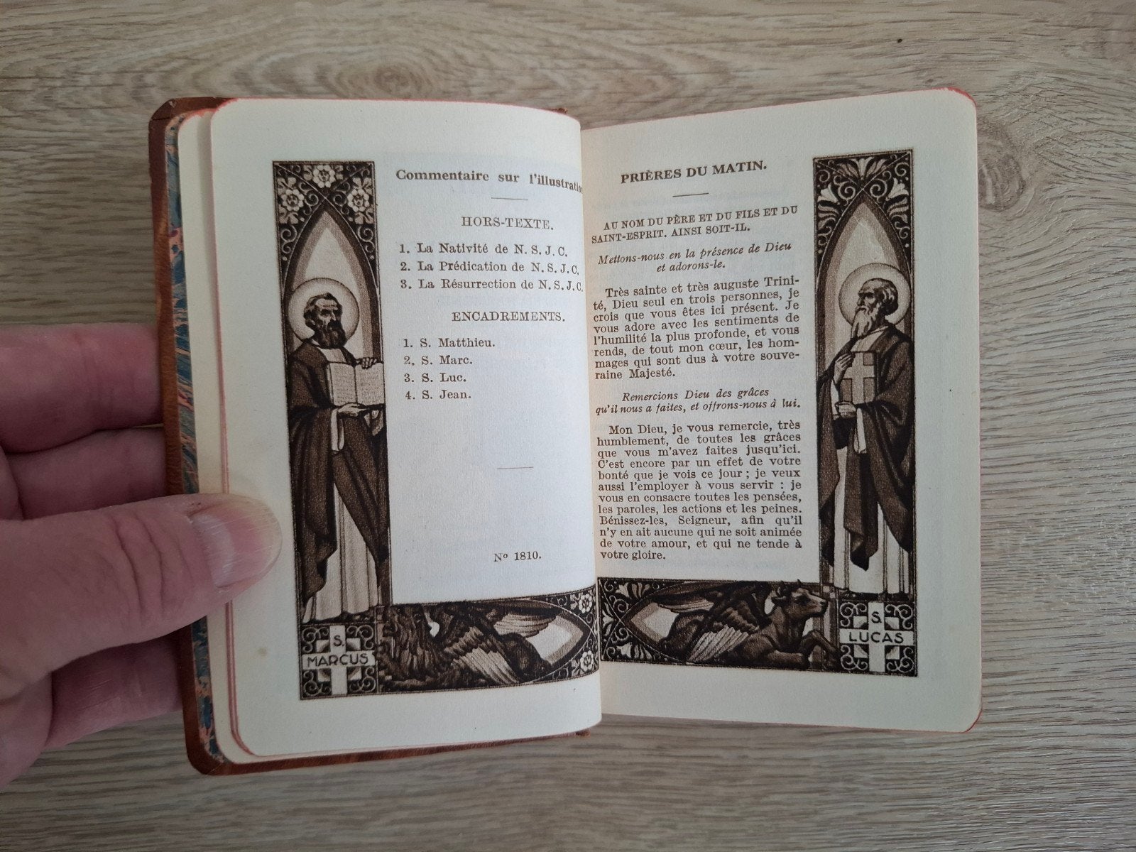 Oud, lederen missaal met de naam "Lourdes" erop gedrukt, Ophalen of Verzenden